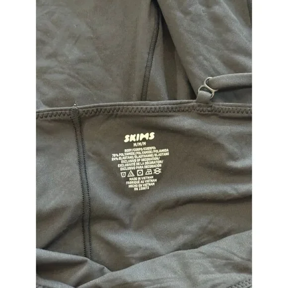 Skims Fits Everybody Lace Triangle Onesie Onyx Size Medium - Picture 11 of 12